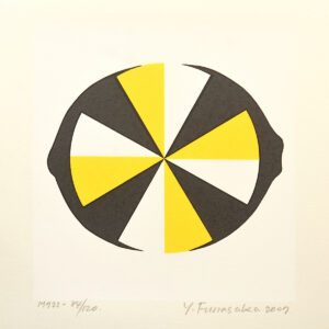 Lemon Black and White M722