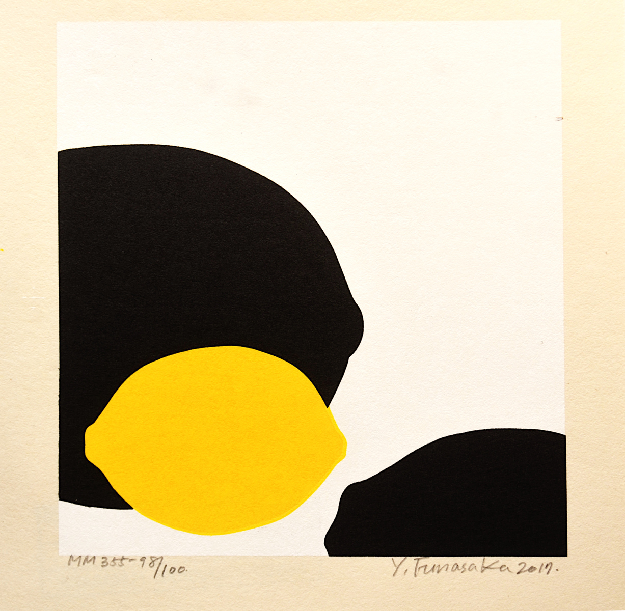 Lemon Black and White MM355